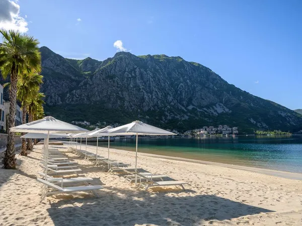 Mövenpick Teuta Kotor Bay — beach